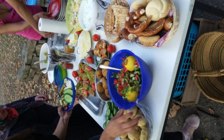Brotzeit - ein abendliches Mitbring-Picknick Bild 3