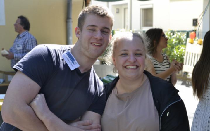 Junge Menschen aktivieren Bild 1
