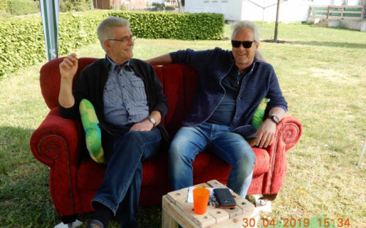 Das rote Sofa Bild 1